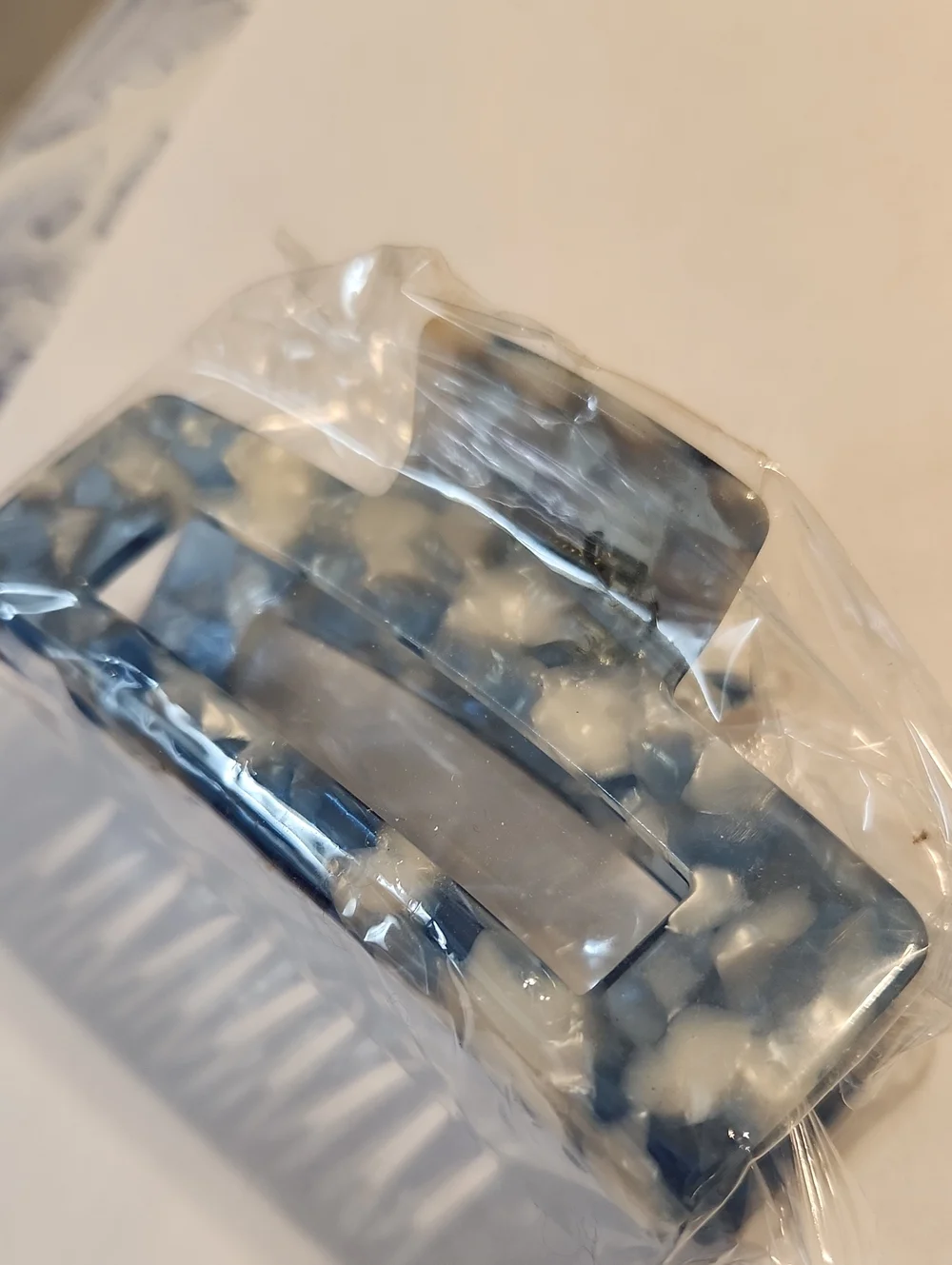 NWOT Acetate Hair Clip 4 inches